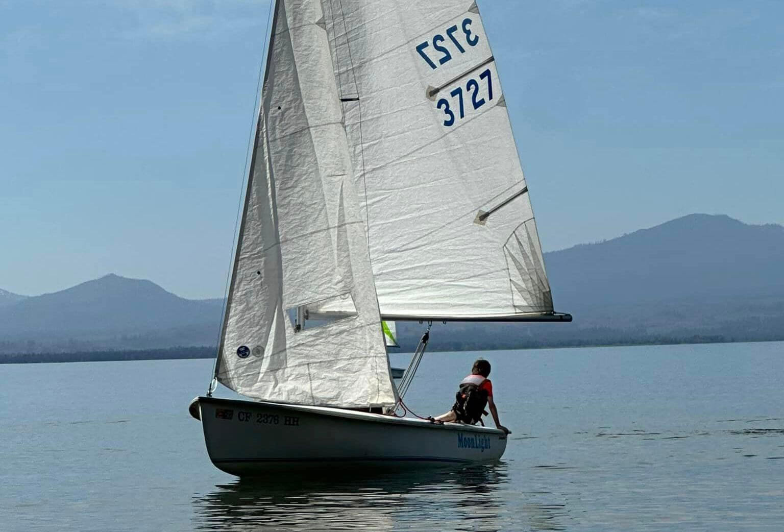Sailing at Lake Almanor